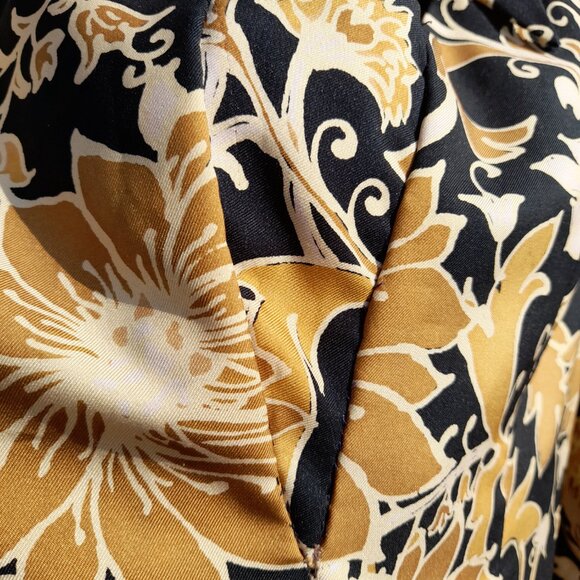 Vintage Hostess Dress by Genet of Tokyo Japan Wild Floral 60s 70s Designer - Picture 4 of 15